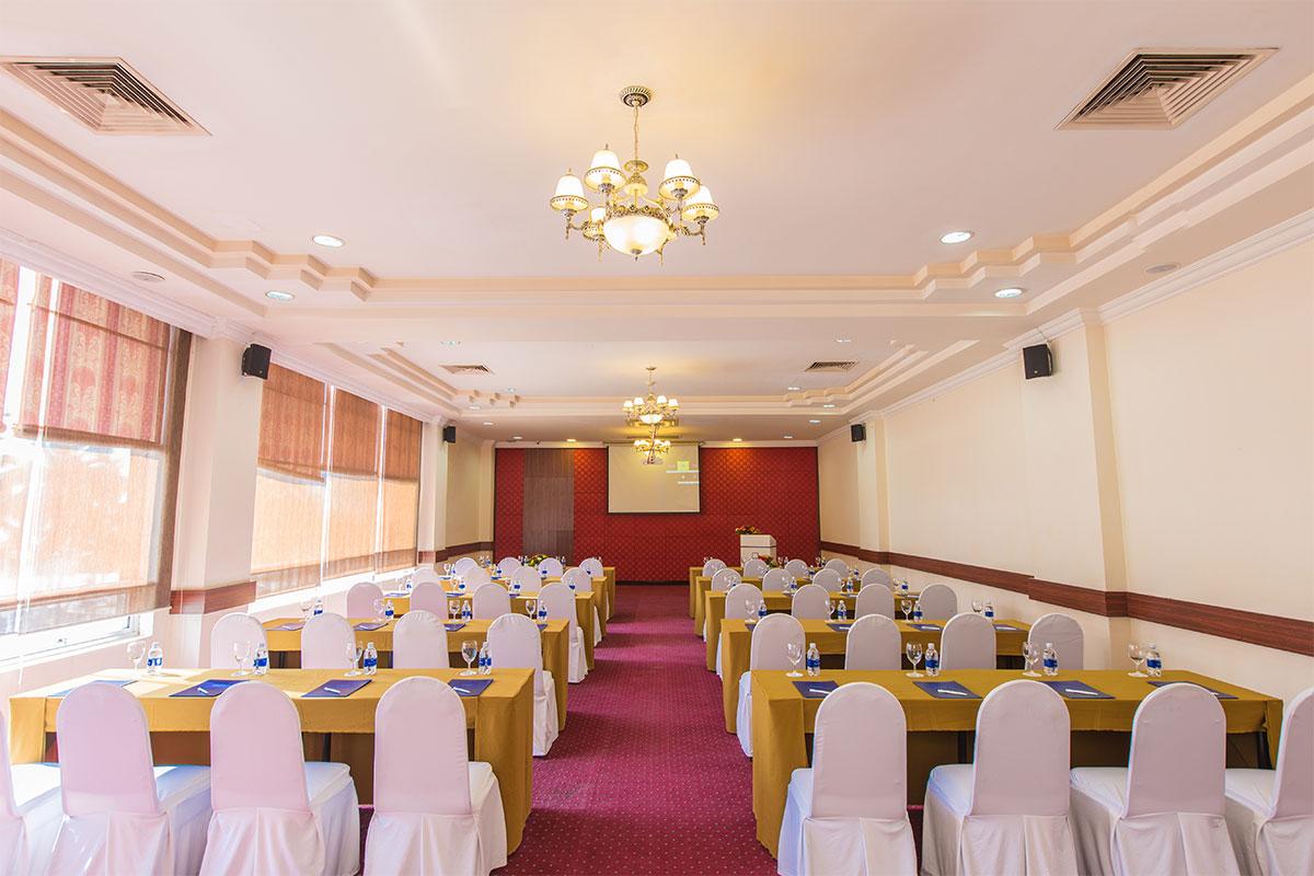 Yasaka Saigon Nha Trang Hotel & Spa Exterior foto