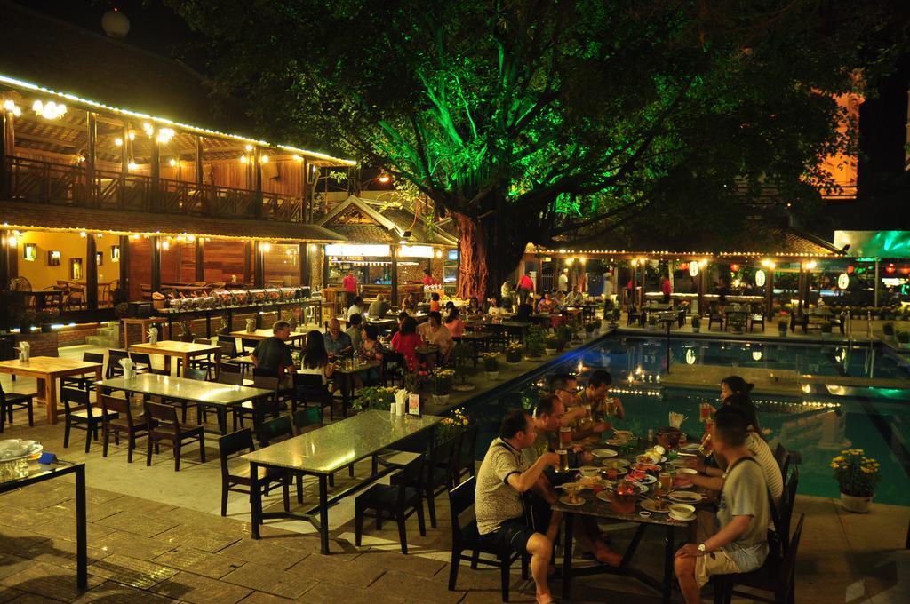 Yasaka Saigon Nha Trang Hotel & Spa Exterior foto
