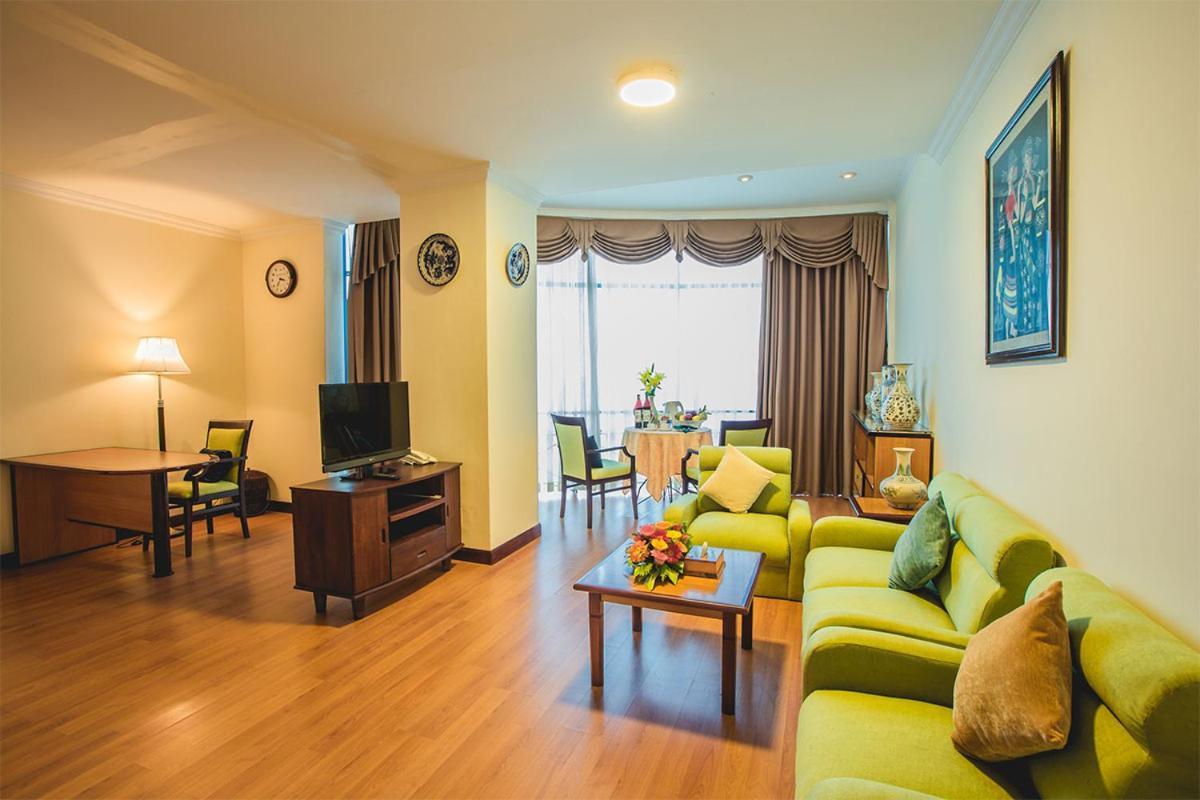 Yasaka Saigon Nha Trang Hotel & Spa Exterior foto